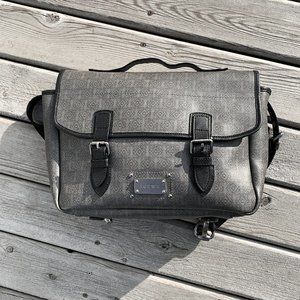 Authentic Loewe messenger satchel UNISEX